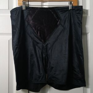 Solange black shapewear   Sz 26/28  NWOT
